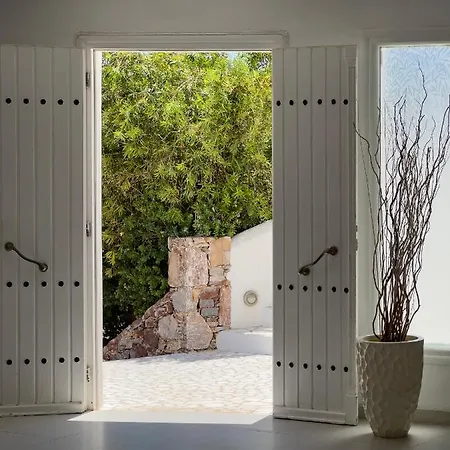 Aspalathras White Szálloda 4*