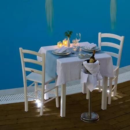 Aspalathras White Szálloda 4*