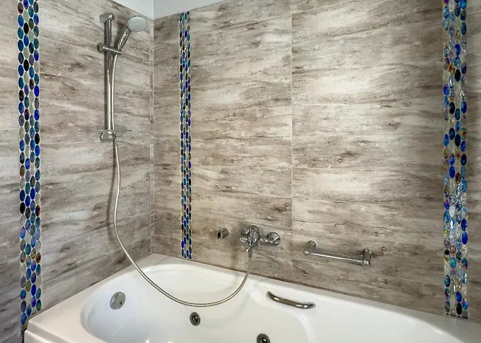 Aspalathras White 4* Folégandros