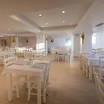 Aspalathras White 4* Folegandros Town
