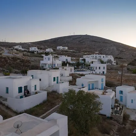 Aspalathras White 4* Folégandros