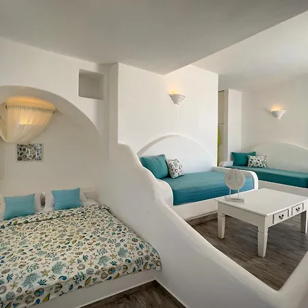 Aspalathras White Hotel