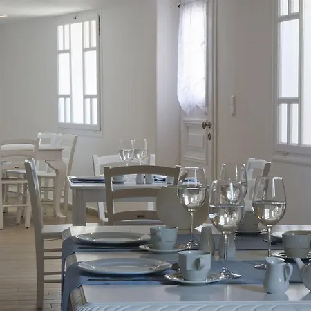 Aspalathras White Hotel 4*