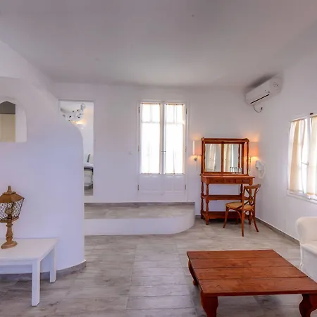 Aspalathras White Hotel 4*