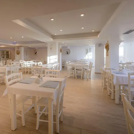 Aspalathras White 4* Folégandros