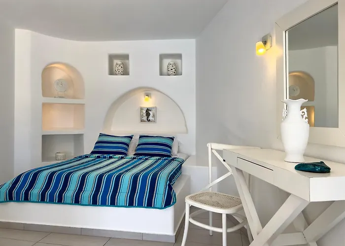 Aspalathras White Hotel