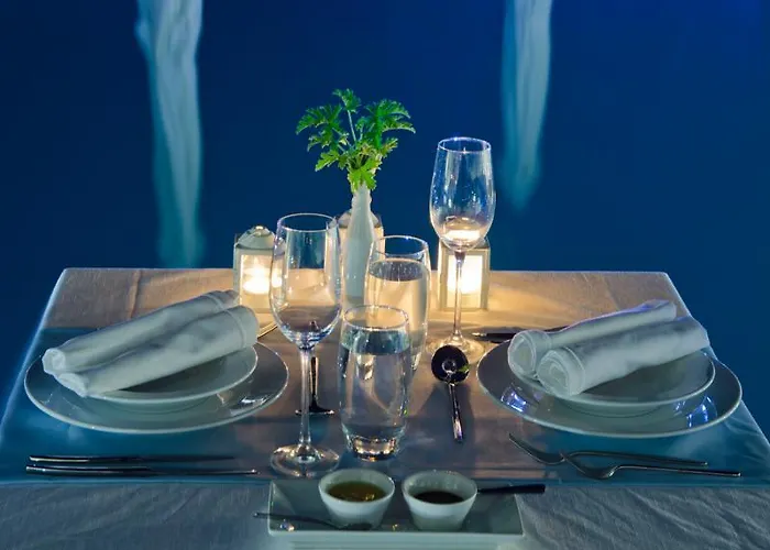 Aspalathras White Hotel